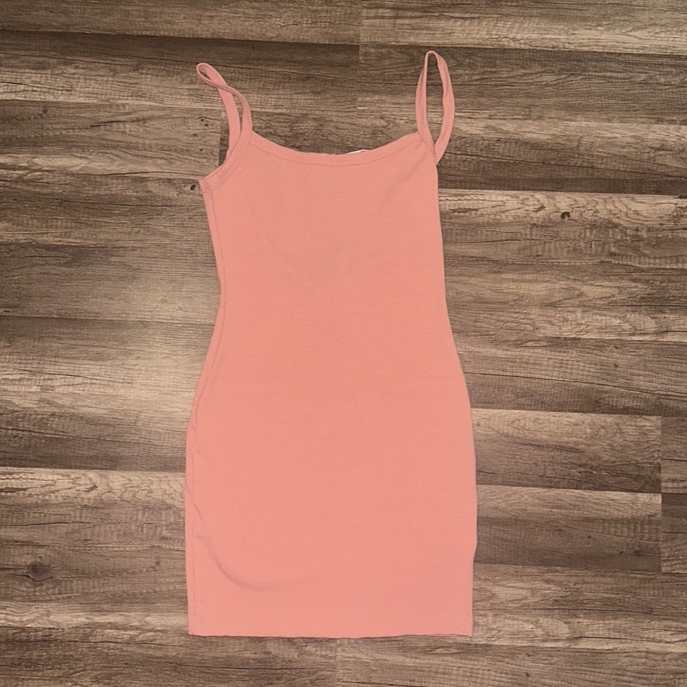 NWOT RUBY AND JENNA DRESS